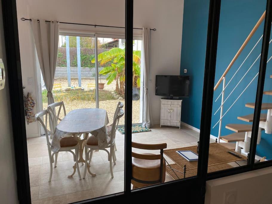 La Cabane De Lily - T2 Classe 3 Etoiles Rochefort-sur-Mer Extérieur photo